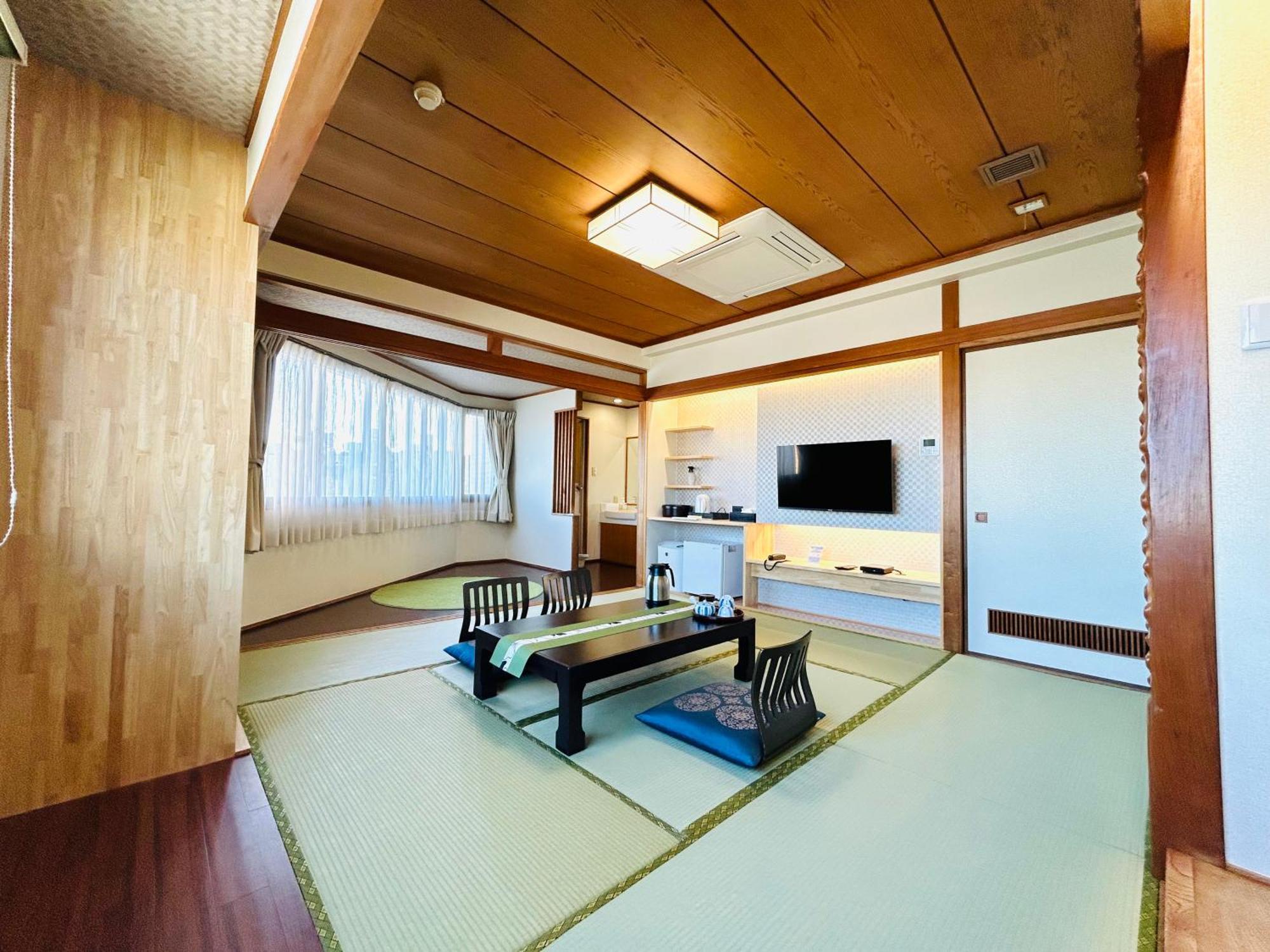 Hotel Takasago Kōchi Pokoj fotografie