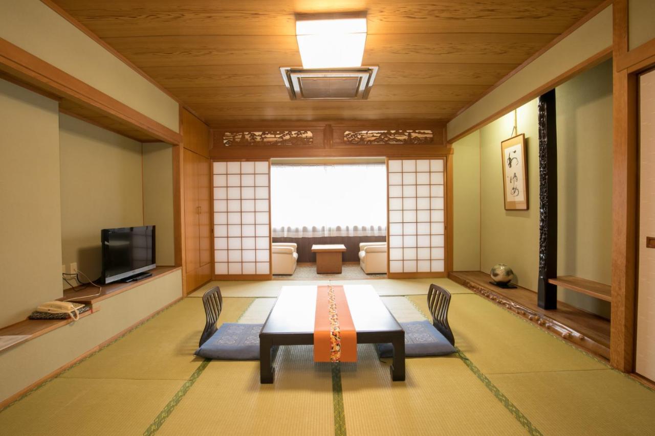 Hotel Takasago Kōchi Pokoj fotografie